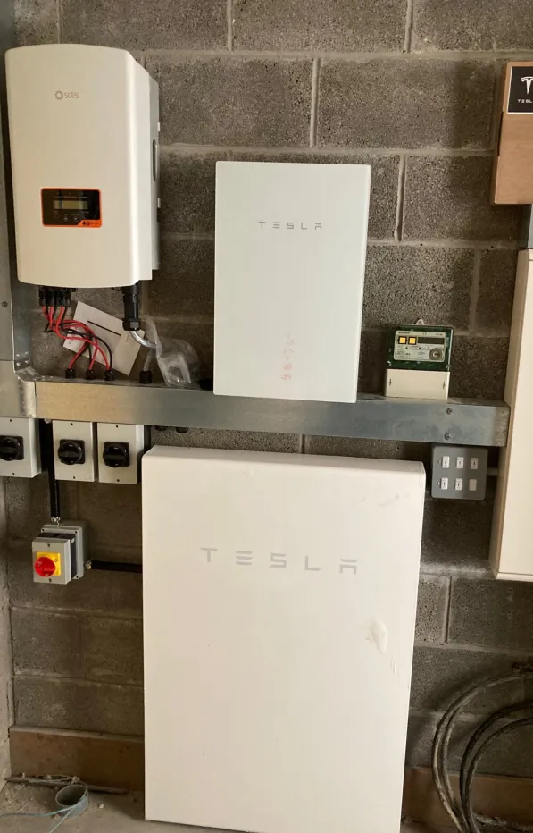 Tesla battery storage installation